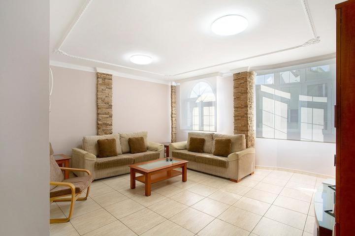 Aeropuerto Gran Canaria Apartamento Vacacional Carrizal ภายนอก รูปภาพ