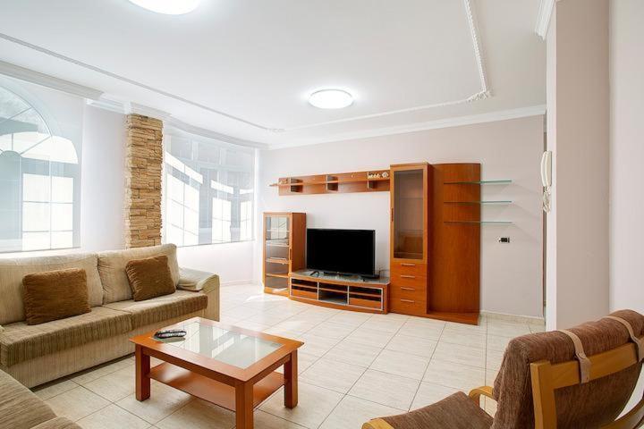 Aeropuerto Gran Canaria Apartamento Vacacional Carrizal ภายนอก รูปภาพ